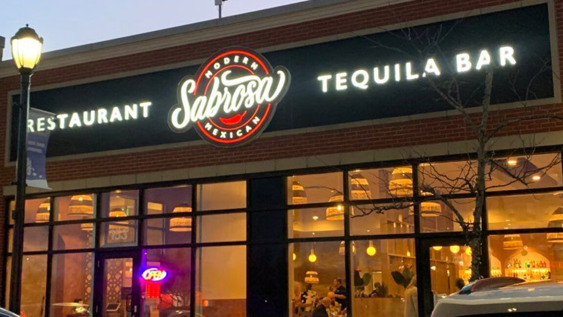 We Ate At This Brand New Dartmouth Crossing Restaurant The Service